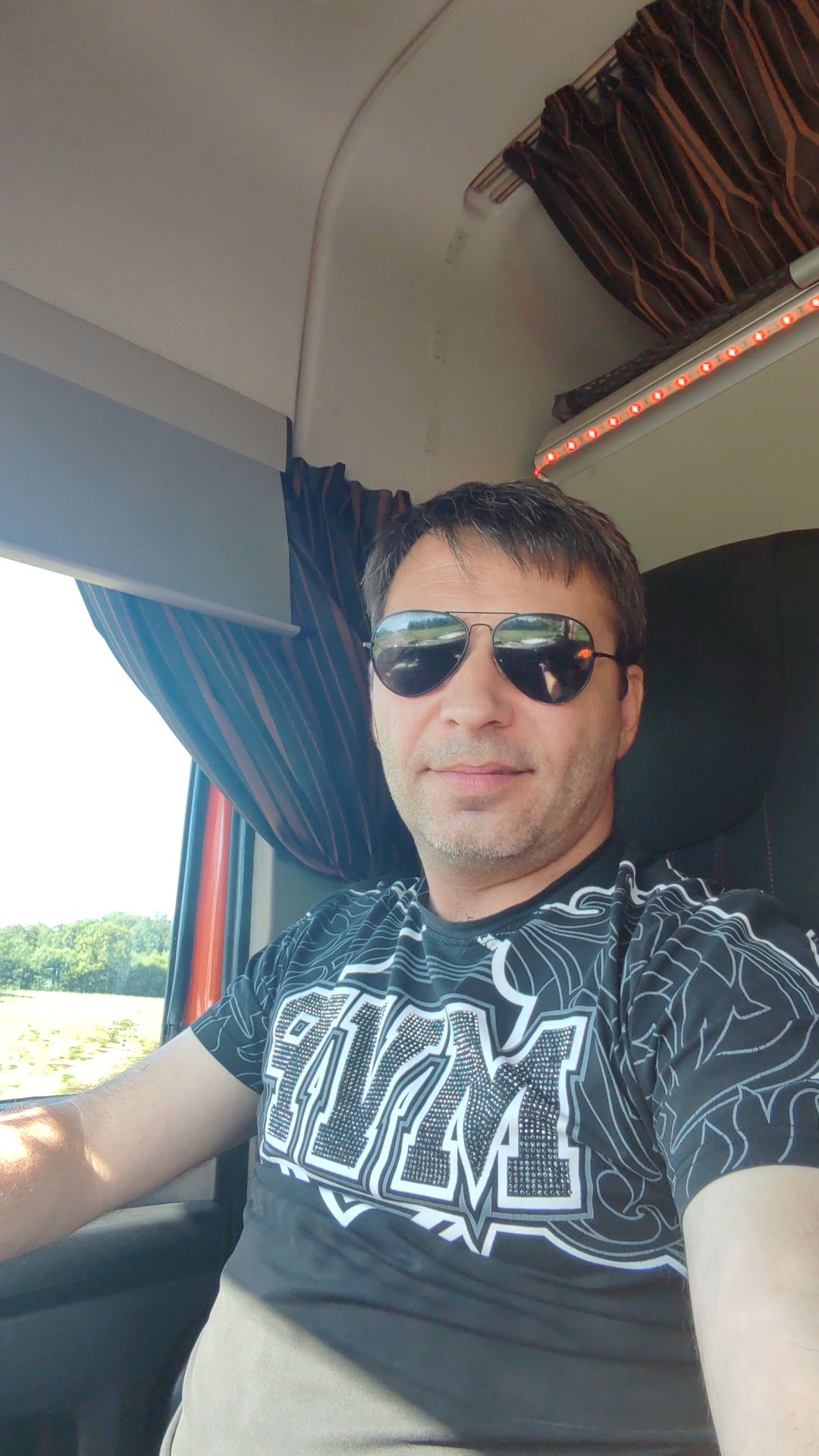 Profil de Akim, 48 ans, Speed Dating Belgique à Thuin