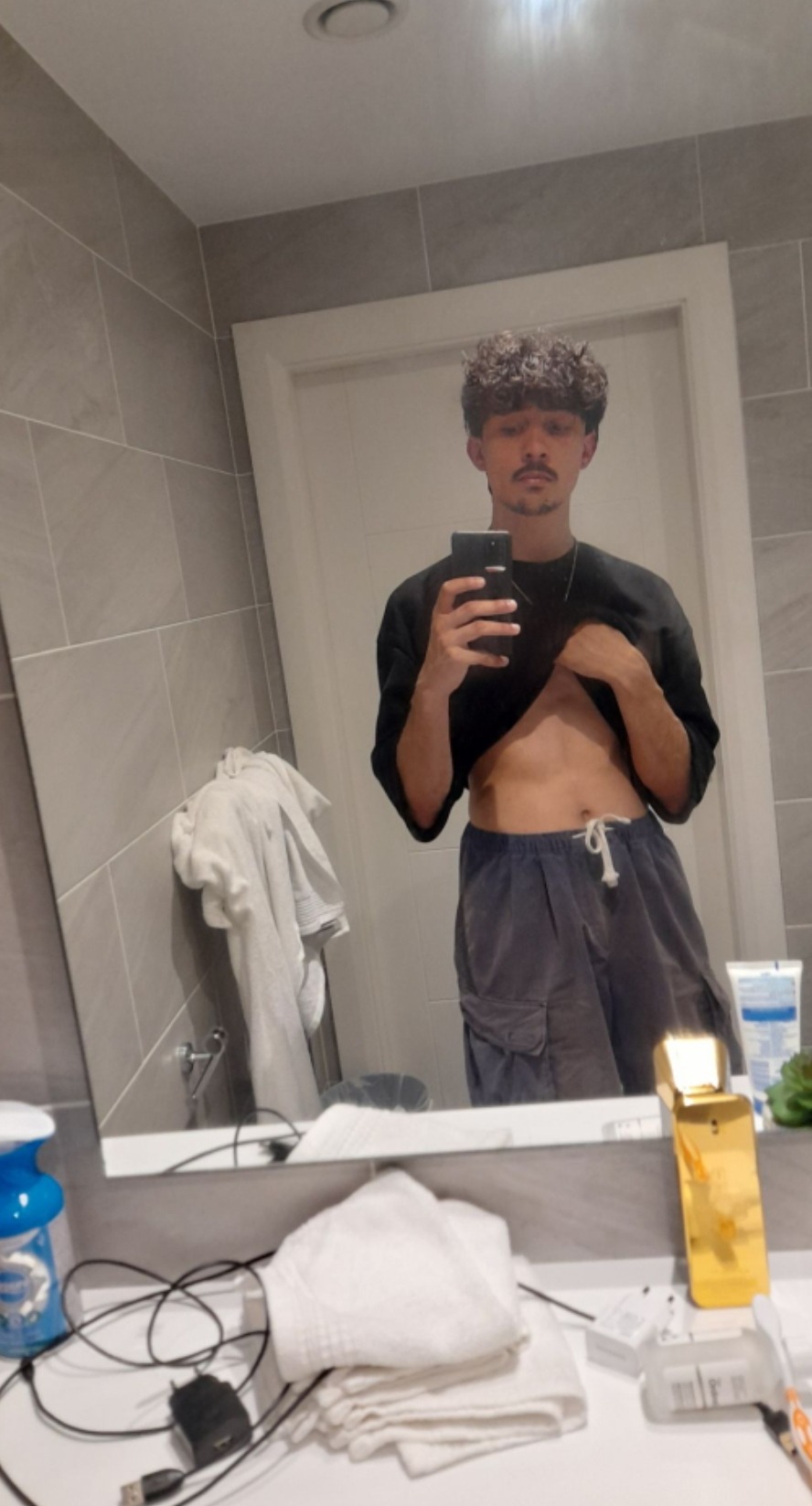 Profil de Ghilas, 21 ans, Speed Dating Belgique à Lint